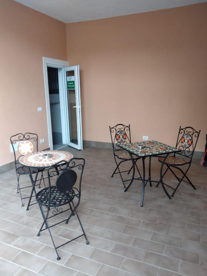 Hotel Curti Granda Rescaldina Exterior foto